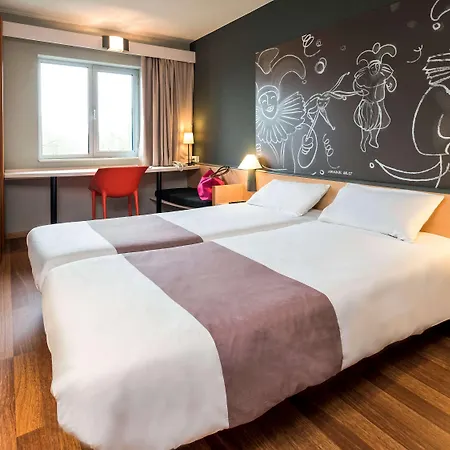 Ibis Hotel